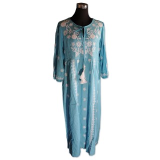 Kleid, lang, türkis, weiß bestickt