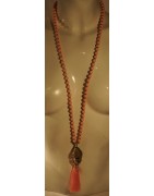 Kette, lang, Buddha-Kopf silberfarbig, Holzperlen rosa, Perlen silberfarbig, Quaste rosa,,